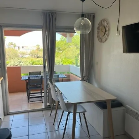 Lejlighed Bel T2 Refait A Neuf, Avec Parking Et Piscine, Proche Mer Et Commerces - Fr-1-749-54