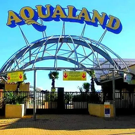 Bel T2 Refait A Neuf, Avec Parking Et Piscine, Proche Mer Et Commerces - Fr-1-749-54 * Agde